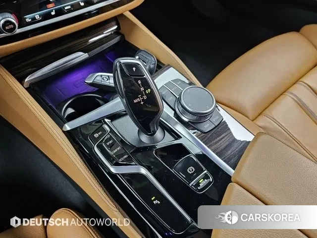 BMW 5 Series (G30) id 3760141 из Кореи 19