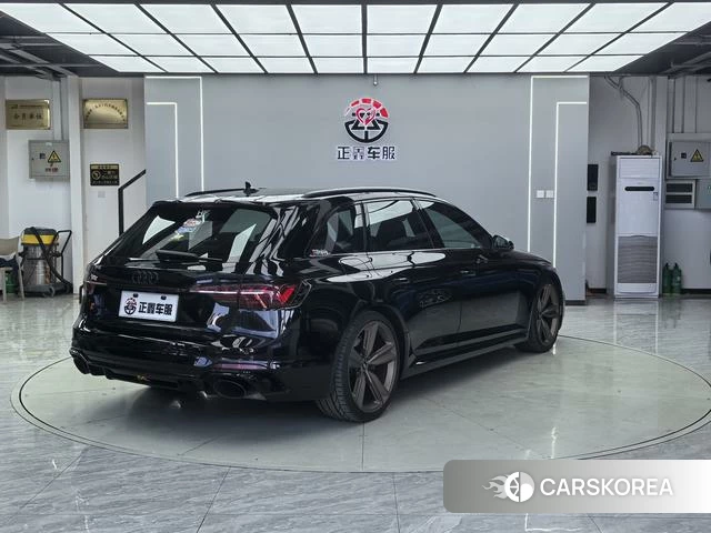 Audi RS 4 id 4259418 из Китая 15