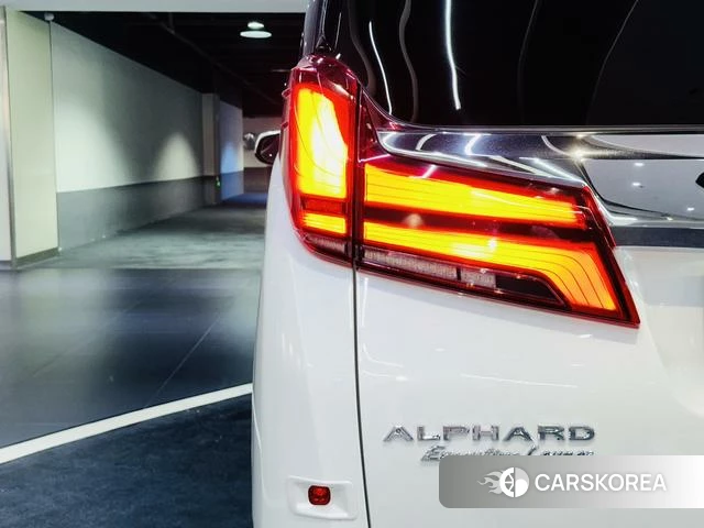 Toyota Elfa id 4358889 из Китая 20