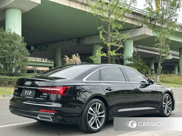 Audi A6L id 4278789 из Китая 23