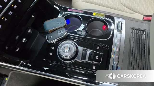 Kia Carnival 4th generation id 3028298 из Кореи 19