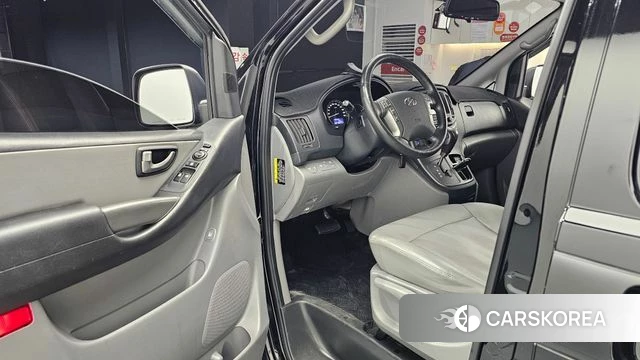 Hyundai The New Grand Starex id 4865295 из Кореи 29