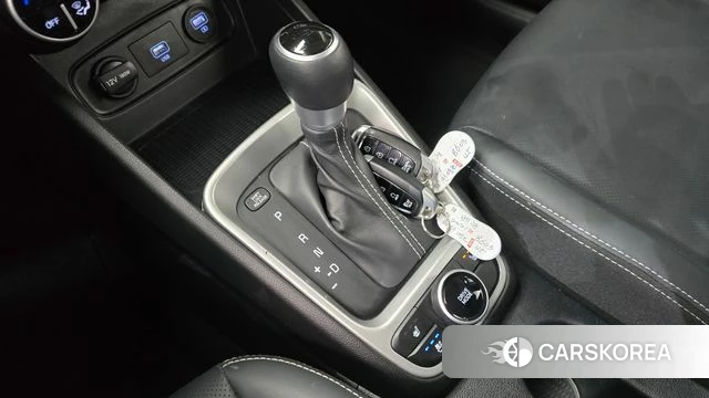 Hyundai Venue id 4495779 из Кореи 19