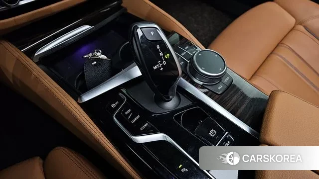 BMW 5 Series (G30) id 3472896 из Кореи 19