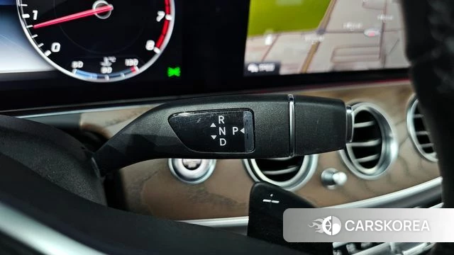 Mercedes-Benz E-Class W213 id 3813716 из Кореи 19