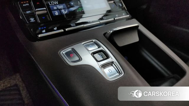 Hyundai The New Grandeur IG Hybrid id 4445946 из Кореи 19