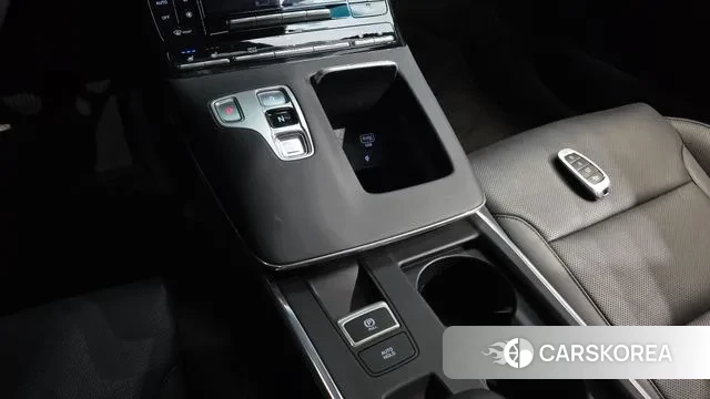 Hyundai The New Grandeur IG id 3318634 из Кореи 19