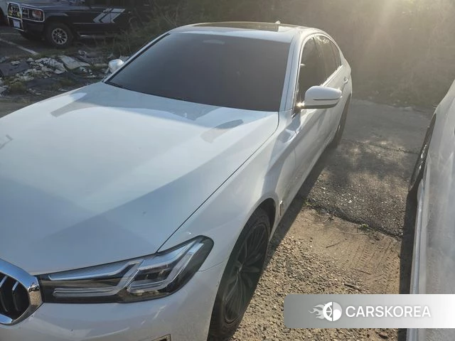 BMW 5 Series (G30) id 4329939 из Кореи 11
