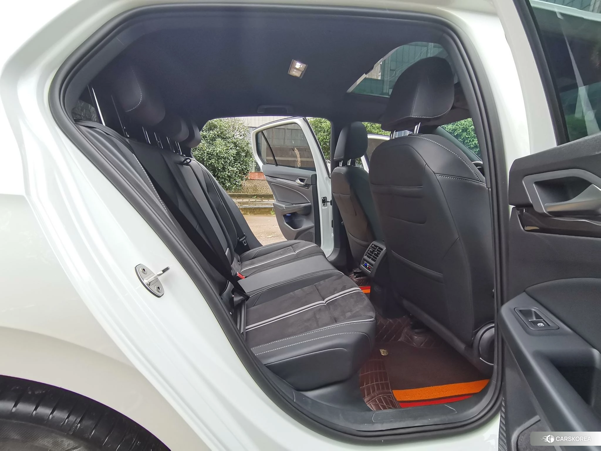 Volkswagen Golf id 4487136 из Китая 25