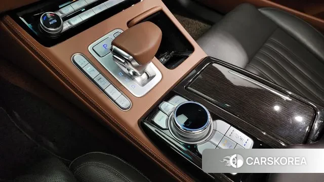 Genesis G90 id 3402540 из Кореи 19