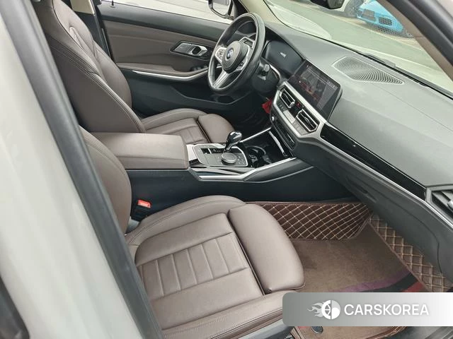 BMW 3 series id 4277604 из Китая 9
