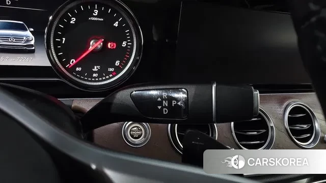 Mercedes-Benz E-Class W213 id 3772785 из Кореи 19