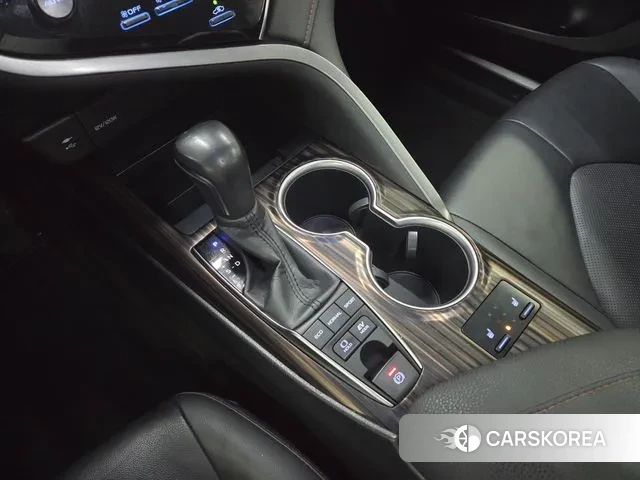 Toyota Camry (XV70) id 3748703 из Кореи 18