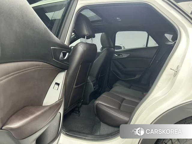 Mazda CX-4 id 4299633 из Китая 21