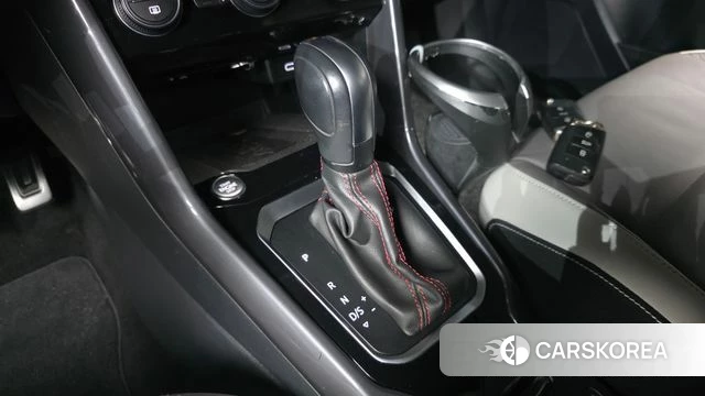 Volkswagen T-Roc id 3819039 из Кореи 19