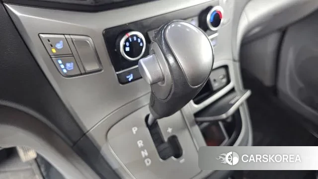 Hyundai The New Grand Starex id 3408150 из Кореи 19