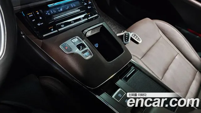 Hyundai The New Grandeur IG id 2213844 из Кореи 19