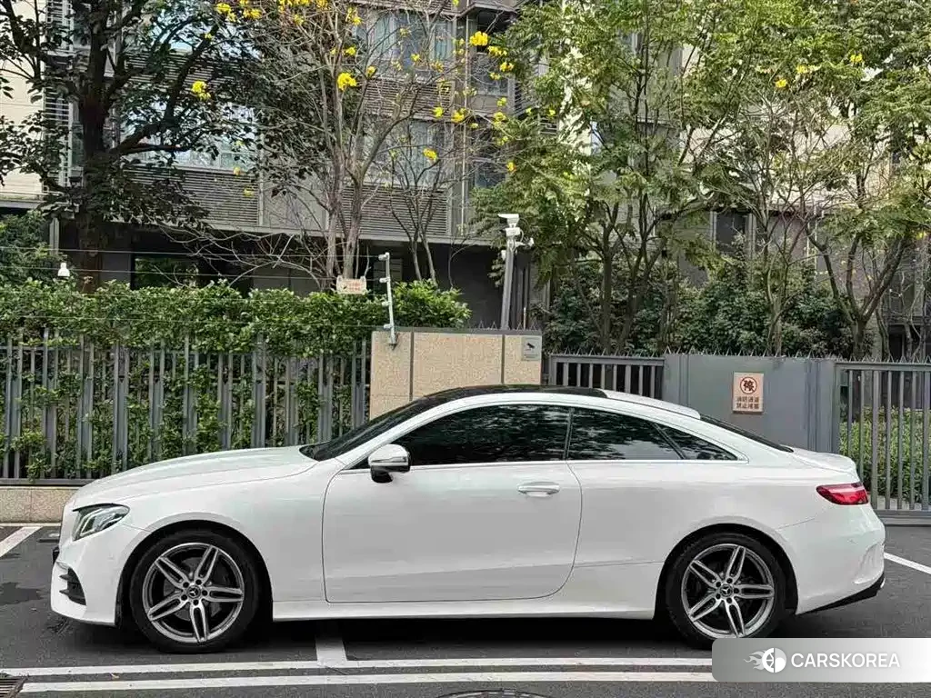 Mercedes-Benz E-Class id 4548021 из Китая 9