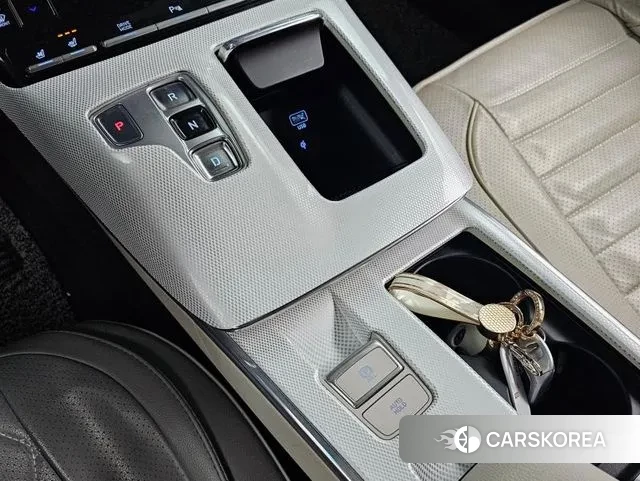 Hyundai The New Grandeur IG id 3411522 из Кореи 19