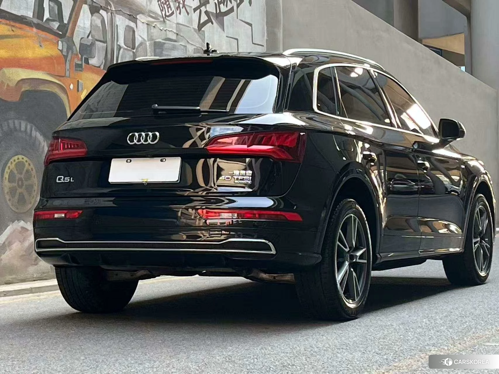 Audi Q5L id 4514762 из Китая 13