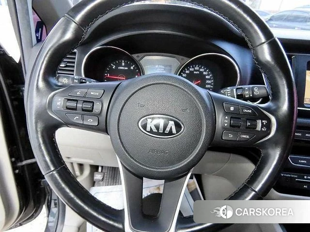 Kia The New Carnival id 4453429 из Кореи 19