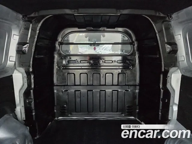 Hyundai The New Grand Starex id 2873328 из Кореи 19