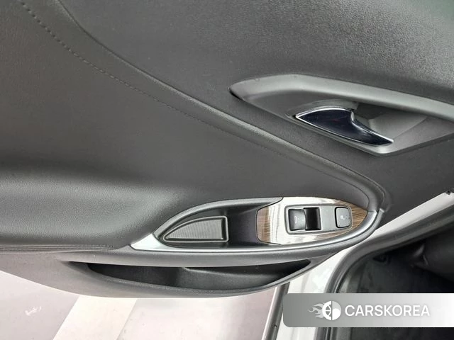 Chevrolet (GM Daewoo) The New Malibu id 3899696 из Кореи 16