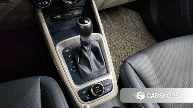 Hyundai Venue id 4500836 из Кореи 31