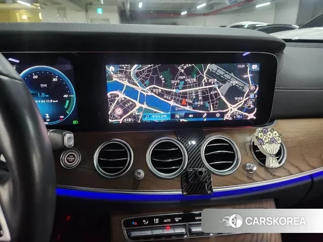 Mercedes-Benz E-Class W213 id 3059152 из Кореи 19