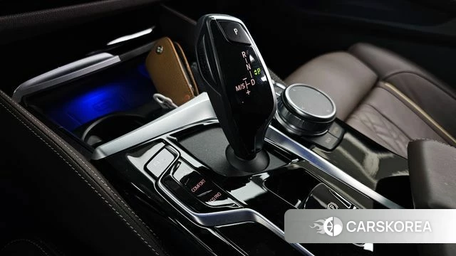 BMW 5 Series (G30) id 3806181 из Кореи 19