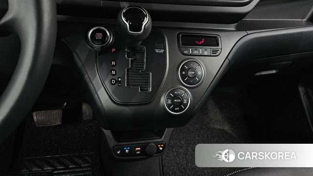 Kia The New Kia Ray id 3896519 из Кореи 19