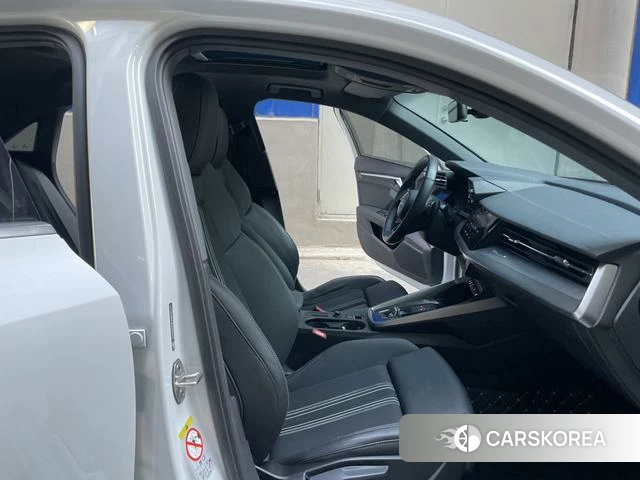 Audi A3 id 4297536 из Китая 16