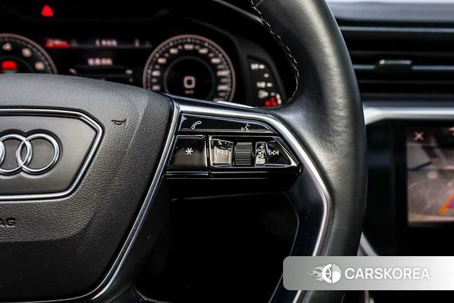 Audi A7L id 4335699 из Китая 33