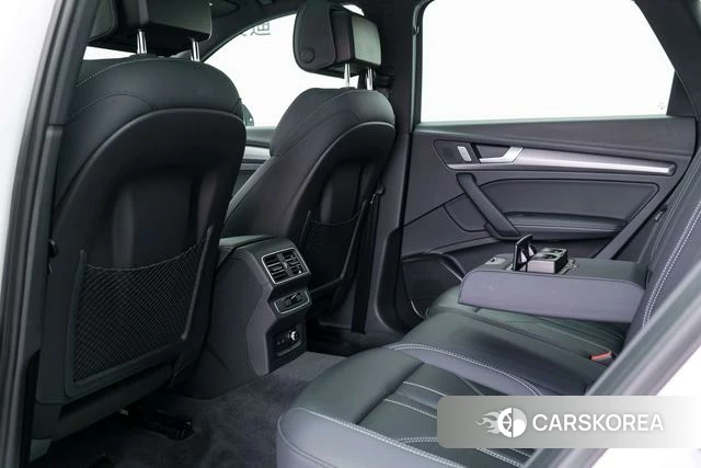 Audi Q5L id 4306999 из Китая 25