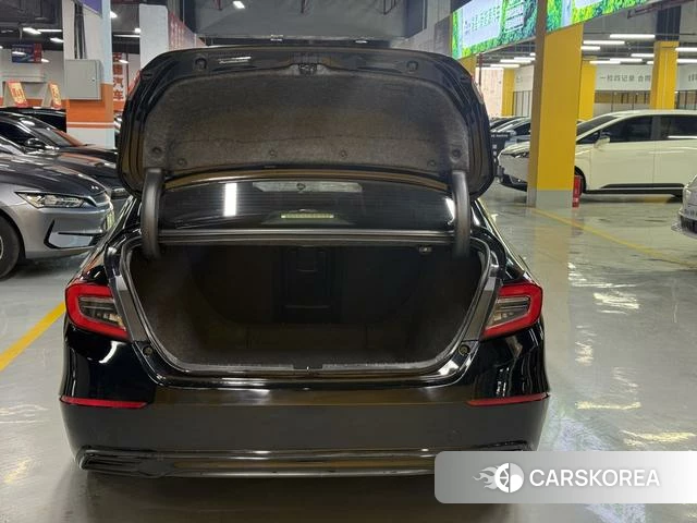 Honda Accord id 3913534 из Китая 29