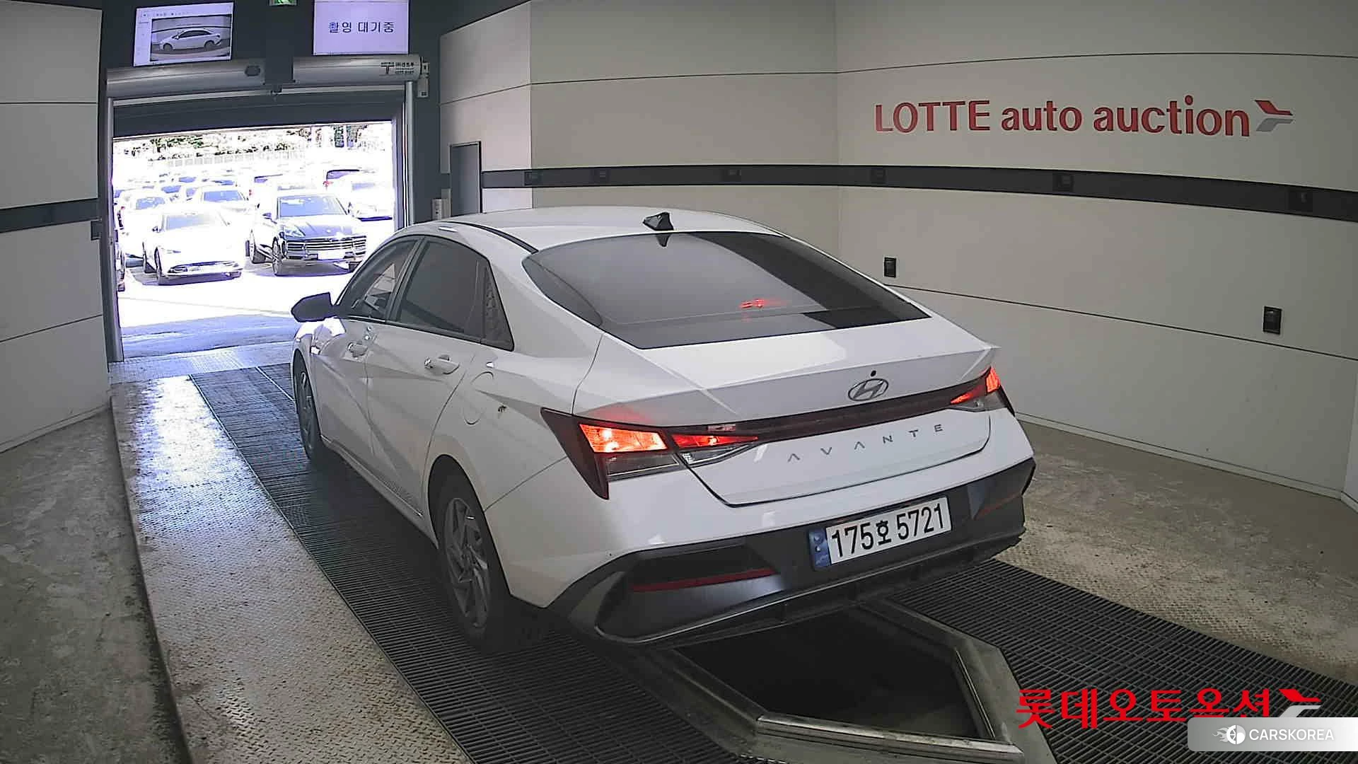 Hyundai Avante id 4296739 из Кореи 37