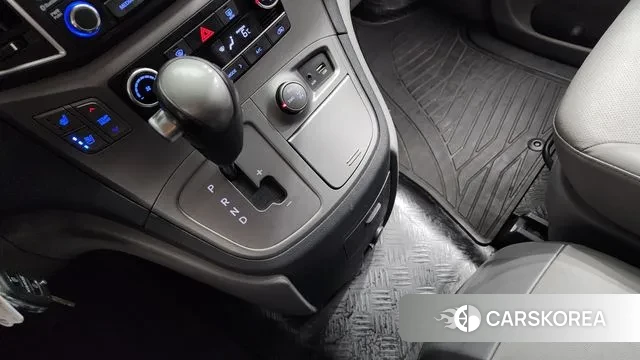 Hyundai The New Grand Starex id 3708458 из Кореи 19