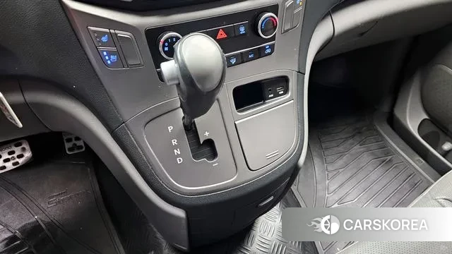 Hyundai The New Grand Starex id 3713610 из Кореи 19