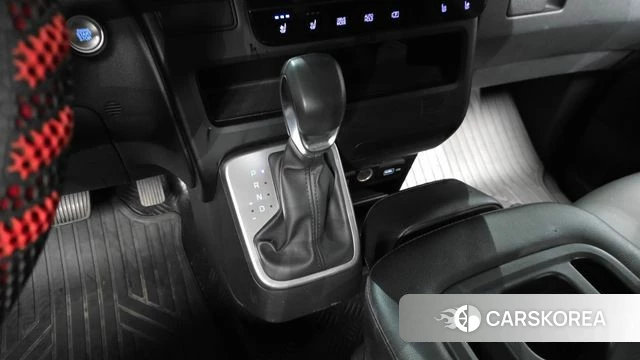 Hyundai Staria id 3953448 из Кореи 19