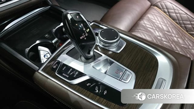 BMW 7 Series (G11) id 4496452 из Кореи 33