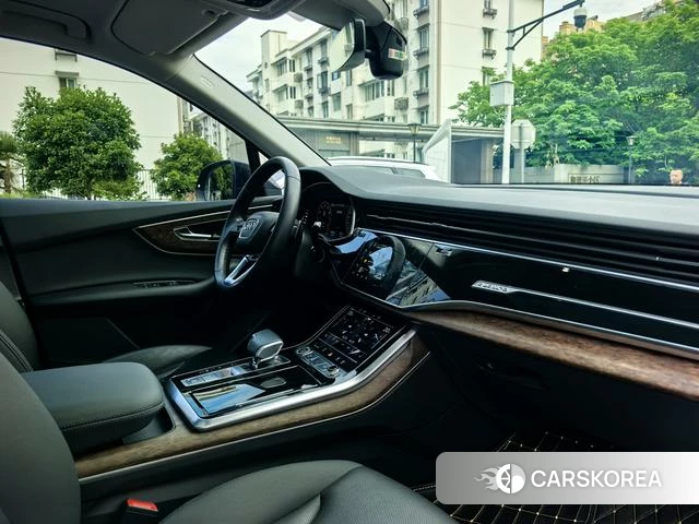 Audi Q7 id 4328433 из Китая 16