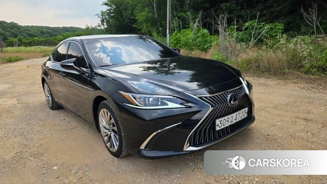 Lexus ES300h 7th generation id 4620069 из Кореи 10