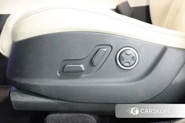 Genesis GV70 id 3041275 из Кореи 19