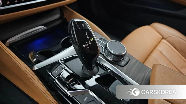 BMW 5 Series (G30) id 4557177 из Кореи 34