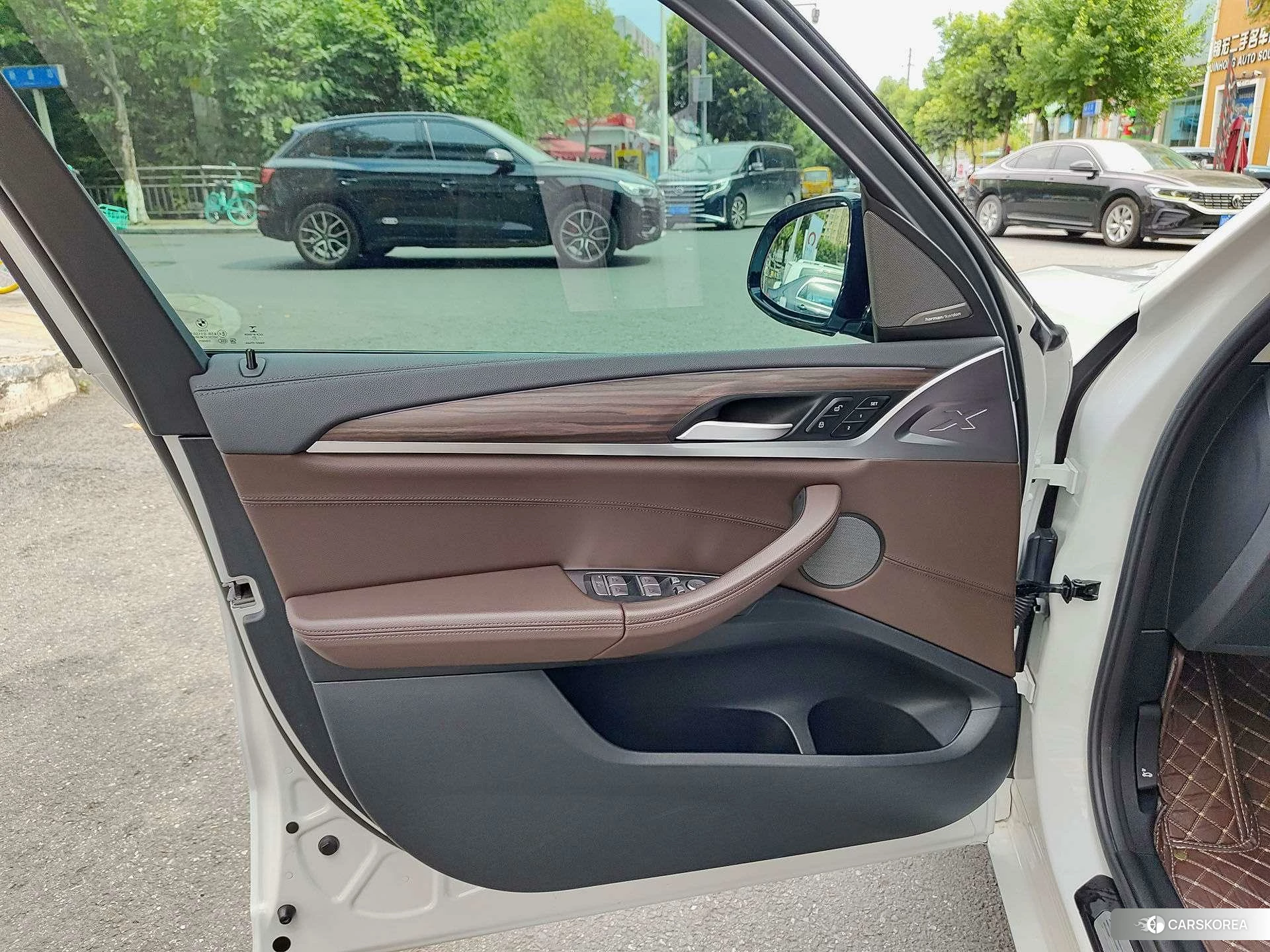 BMW X3 id 4440779 из Китая 10