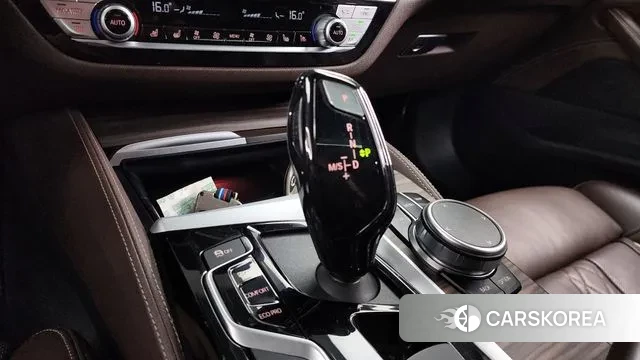 BMW 5 Series (G30) id 2995246 из Кореи 19