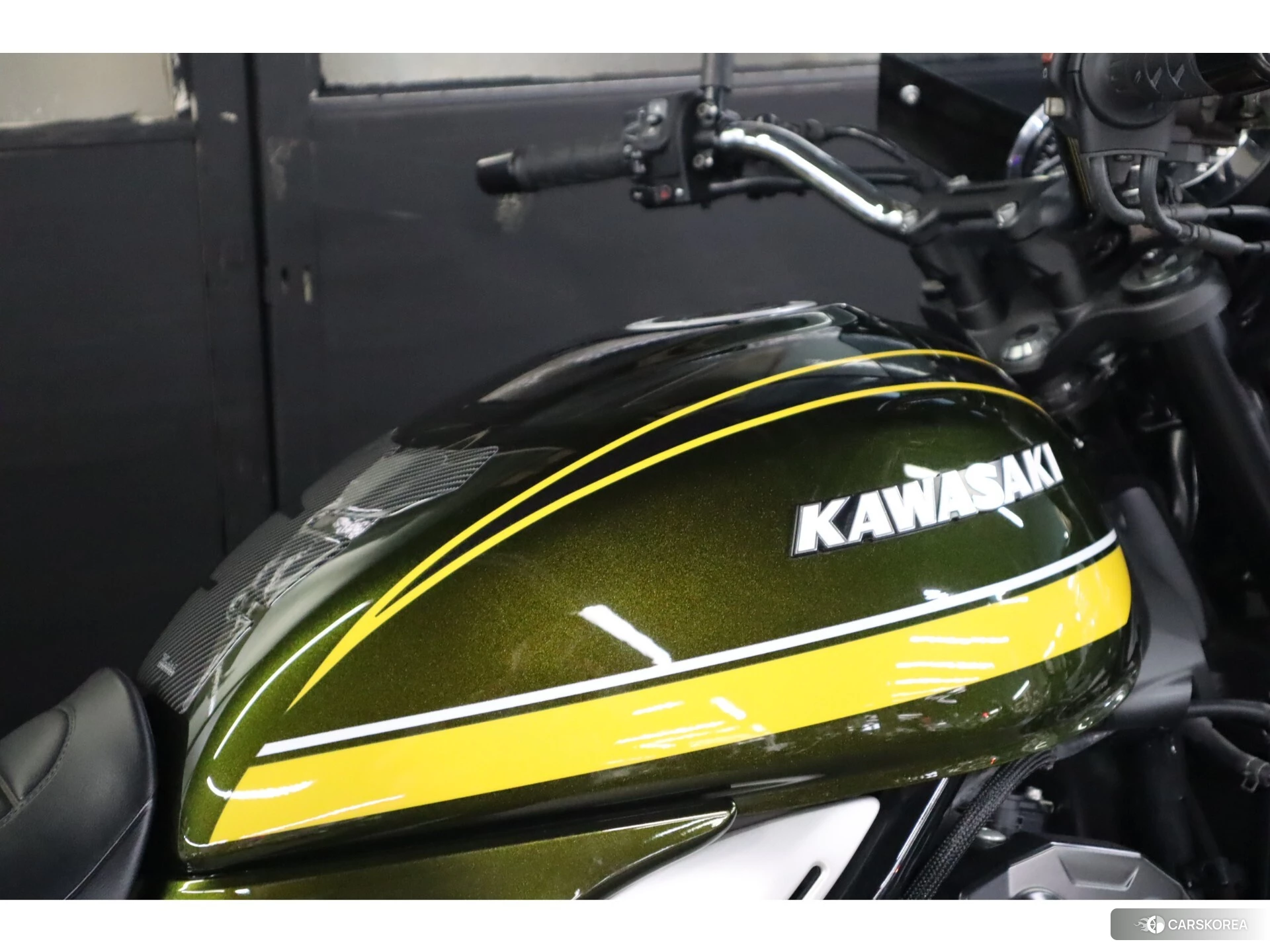 Kawasaki Z900RS id 3950495 из Японии 10