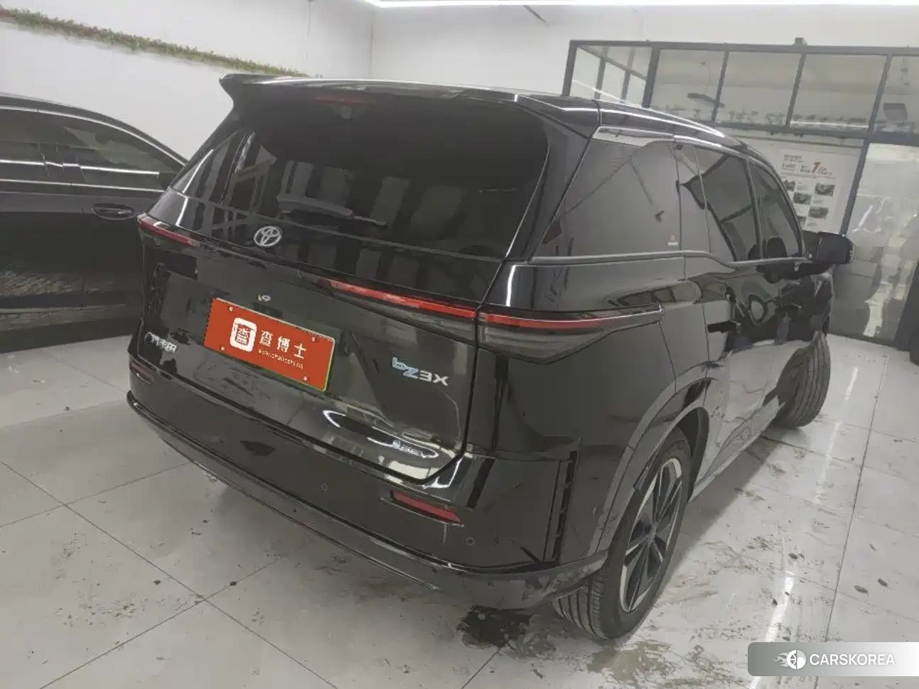 Toyota bZ3X id 4538688 из Китая 9