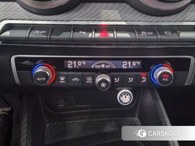 Audi Q2L id 4271079 из Китая 19