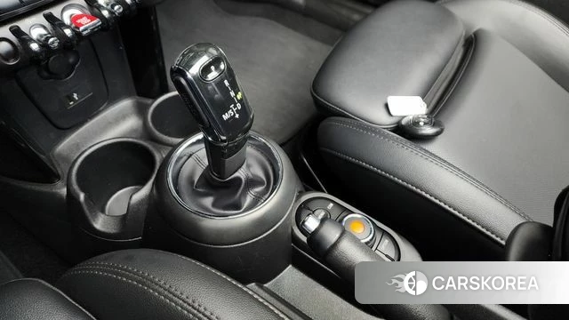 Mini Cooper Convertible id 4268484 из Кореи 31